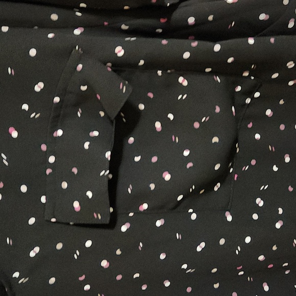 🏷 [50% 2+] Spotted Blouse - Picture 2 of 6
